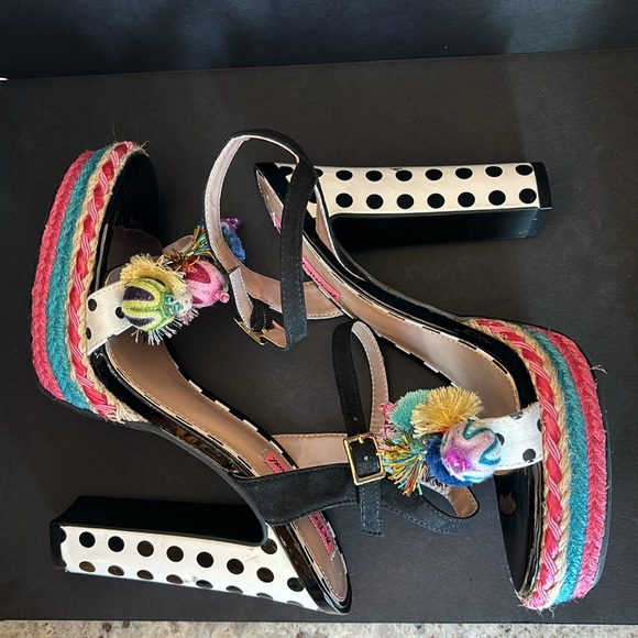 Betsey Johnson Polka Dot Pom Pom Sandal Heels Colorful Sz 7.5 - Picture 10 of 11